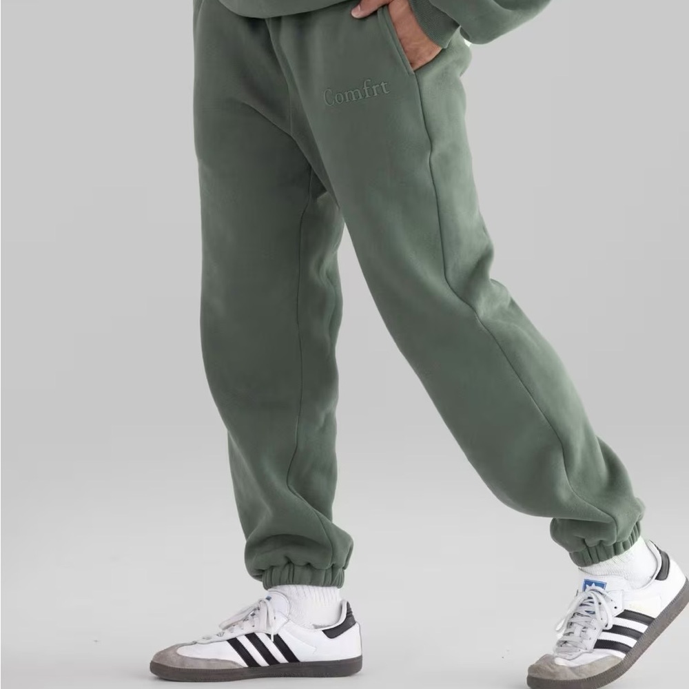 Comfrt - Minimalist Sweatpants/Joggers in Forest